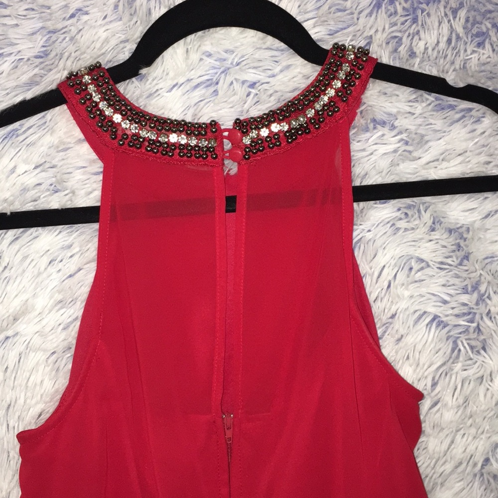 Red Dress - Picture 7 of 8